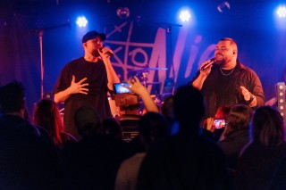 Nie und Nimmer – Moderner Pop trifft emotionalen Tiefgang